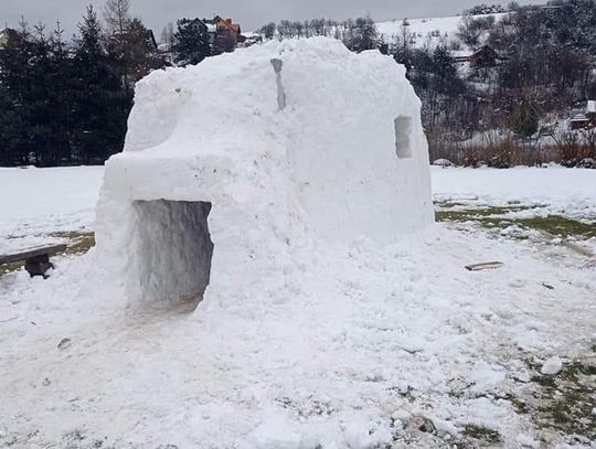 Zobaczcie ogromne igloo jakie powstało w Szczawnicy (ZDJĘCIA)