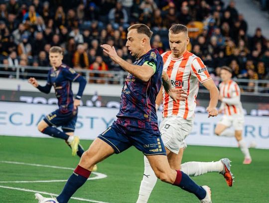 Pogoń Szczecin, Cracovia, Pogoń pokonuje Cracovię, Kamil Grosicki, Kamil Grosicki bohaterem, PKO Ekstraklasa, Ekstraklasa