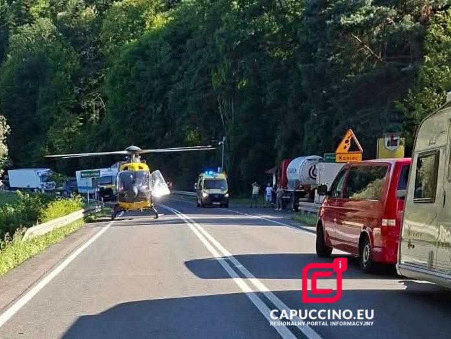 22-latek zginął w tragicznym wypadku na DK75. Kierowca osobówki wymusił pierwszeństwo