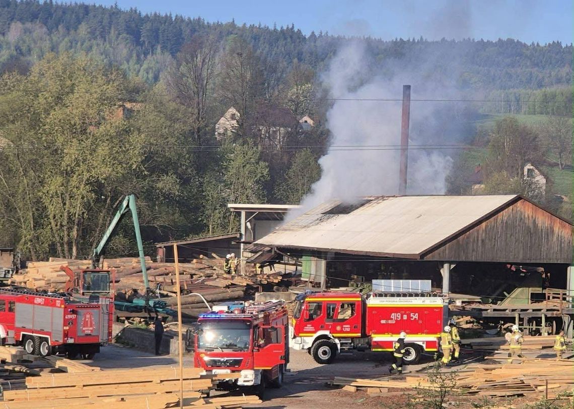 Iwkowa, powiat brzeski, na sygnale, akcja ratunkowa, akcja gaśnicza, akcja straży pożarnej