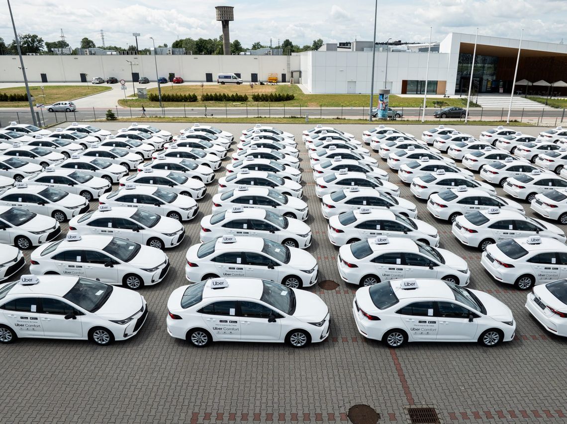 Auto do pracy na TAXI już od 250 zł tygodniowo - wszystko, co warto wiedzieć