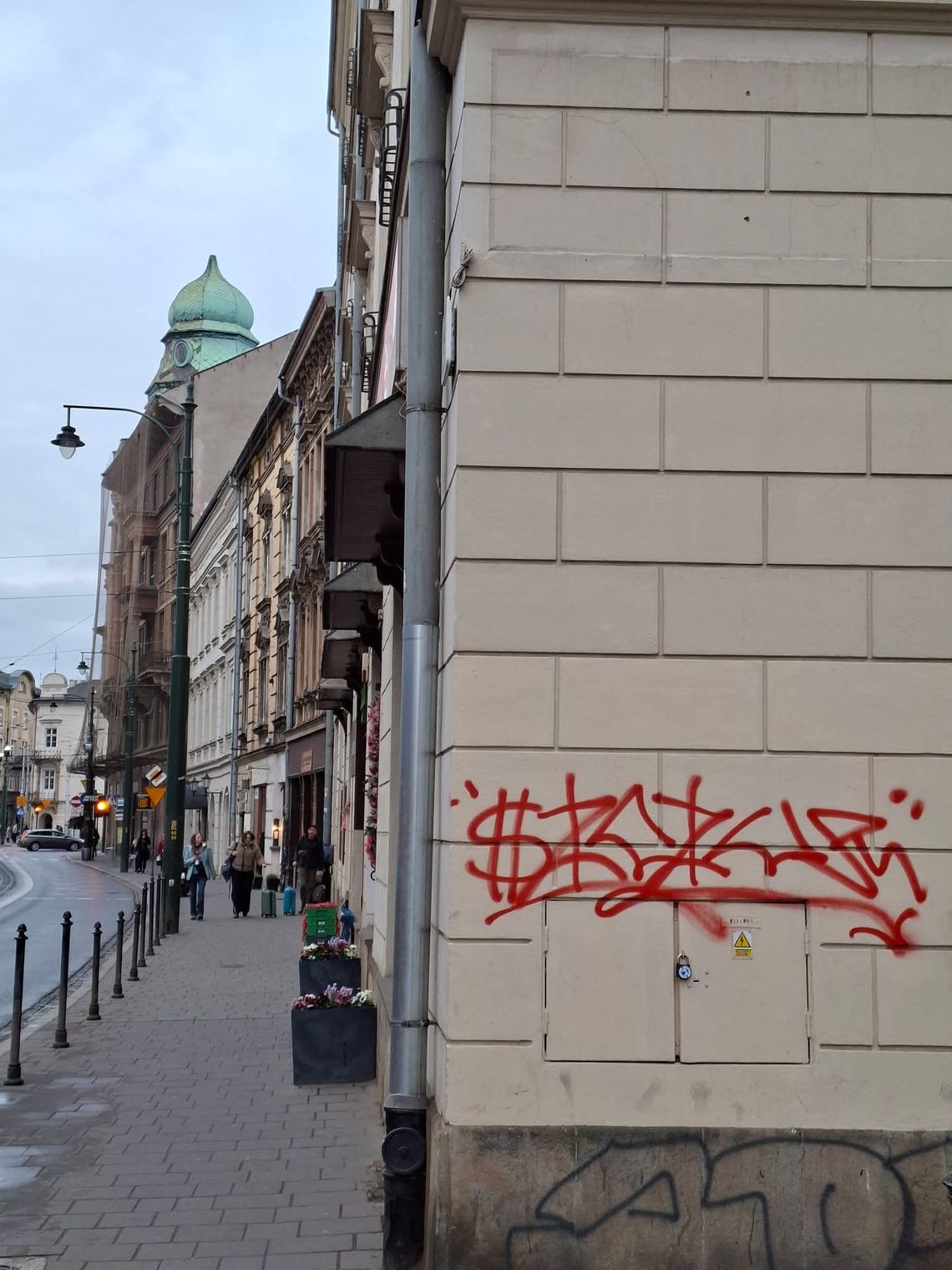 Kraków, Kazimierz, klasztor, wandalizm, wandalizm na zabytkach w Krakowie, na sygnale, śledztwo, ochrona zabytków