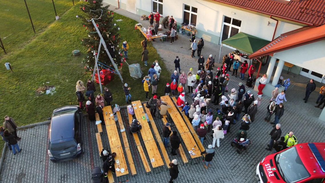 Chabówka, Rabka-Zdrój, choinka, Boże Narodzenie, święta, sołectwo, spotkanie, ubieranie choinki