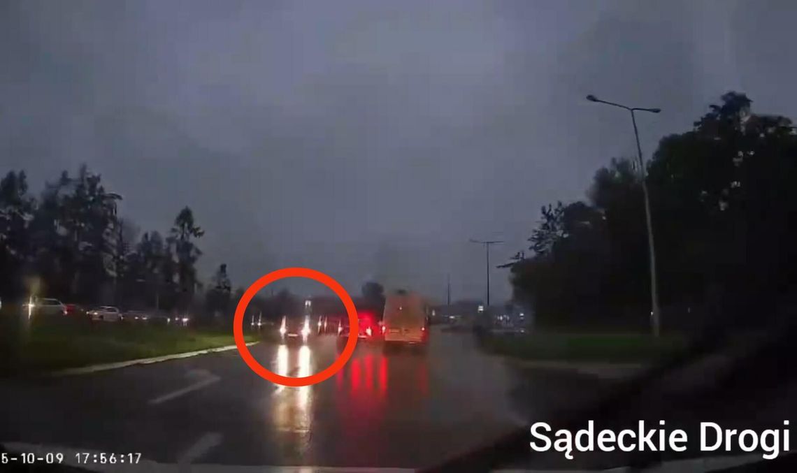 Nowy Sącz, blisko tragedii w Nowym Sączu, Sądecczyzna, jojko, na sygnale, policja, sądeckie drogi