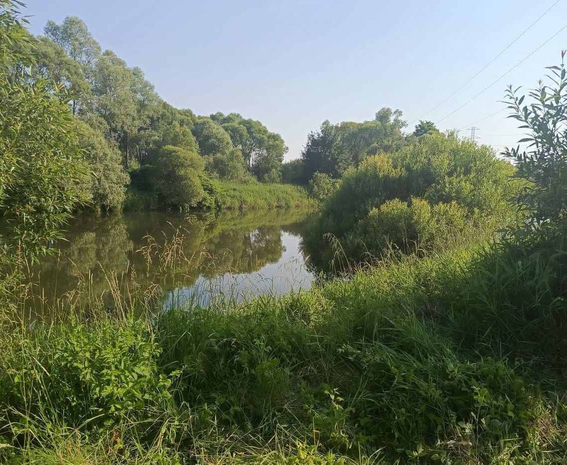 Tragiczne zdarzenie na rzece Sole w powiecie oświęcimskim. W niedzielne popołudnie służby wyłowiły z wody ciało około 60-letniego mężczyzny