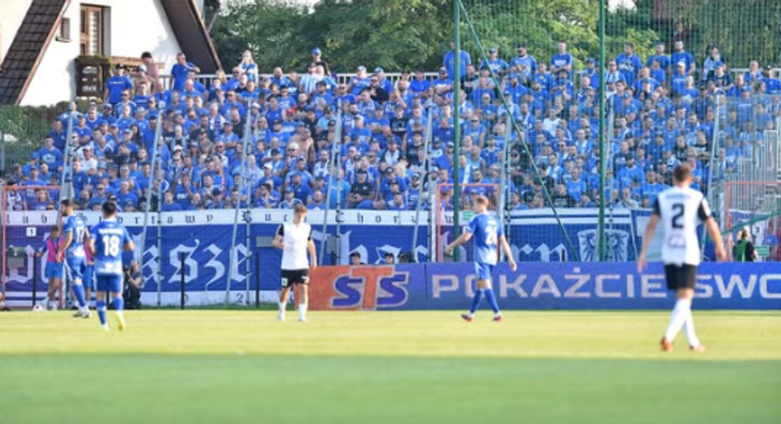 Ciekawie w Niepołomicach. Awaria kamer i remis, na inaugurację sezonu, z Ruchem [WIDEO]