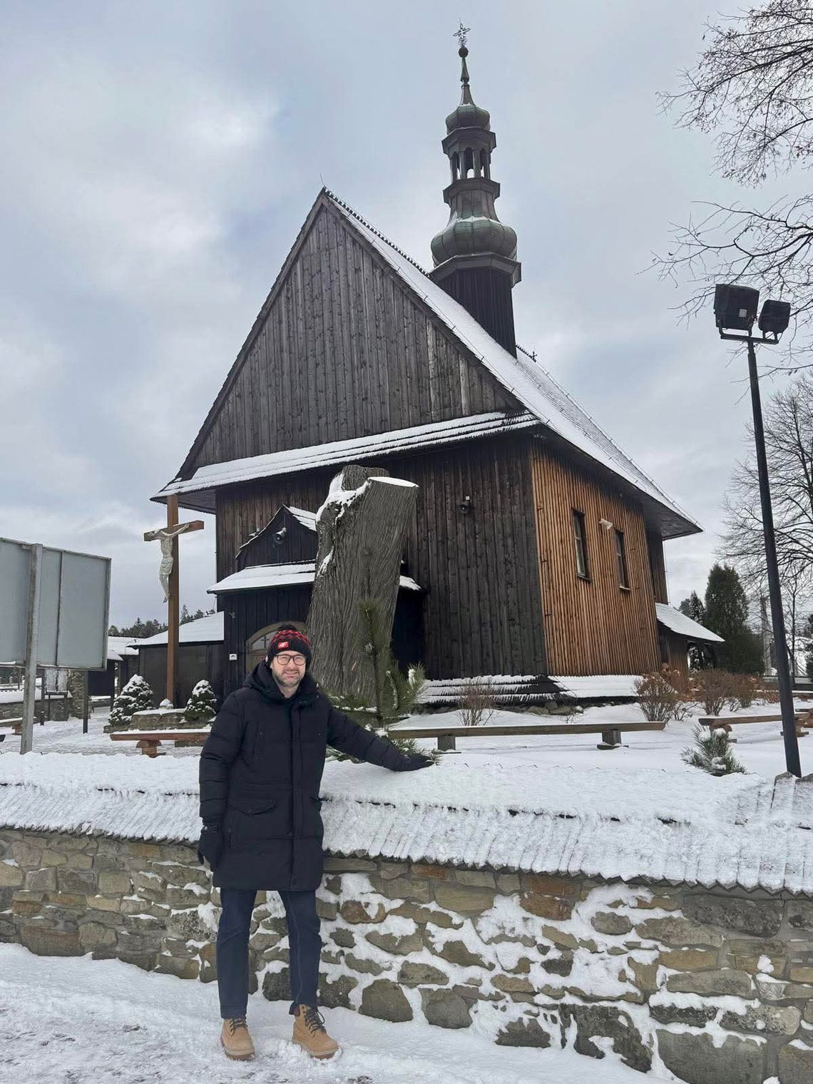 Daniel Obajtek odwiedził w Nowy Rok Kościół Świętego Krzyża na Obidowej Daniel Obajtek, Facebook, obidowa, powiat nowotarski, Chabówka, Podhale