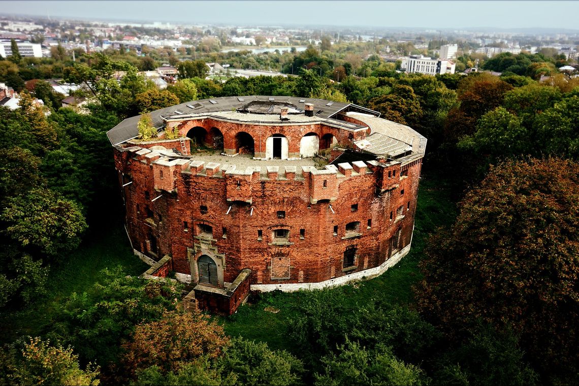Dni Twierdzy Kraków: Poznaj historię ukrytą na obrzeżach Fort 31 Benedykt w Krakowie