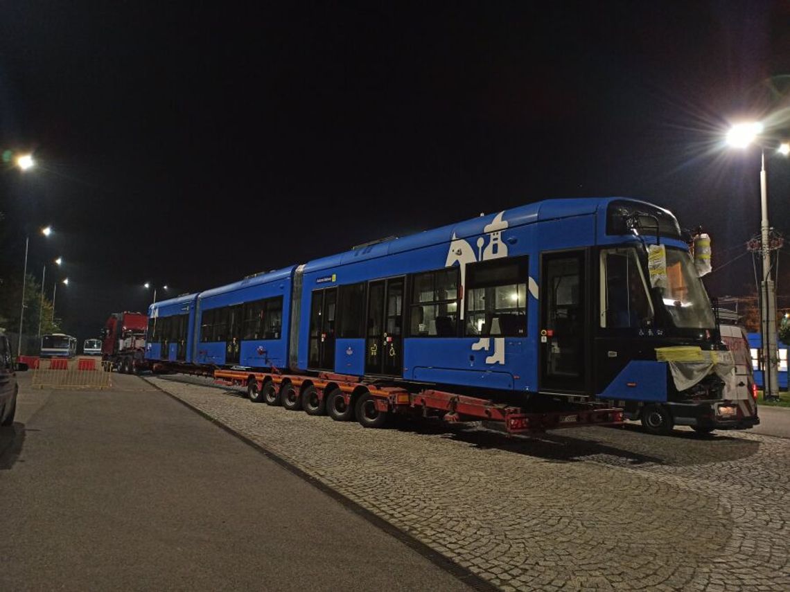 W nowohuckiej zajezdni stacjonuje już 80 Lajkoników