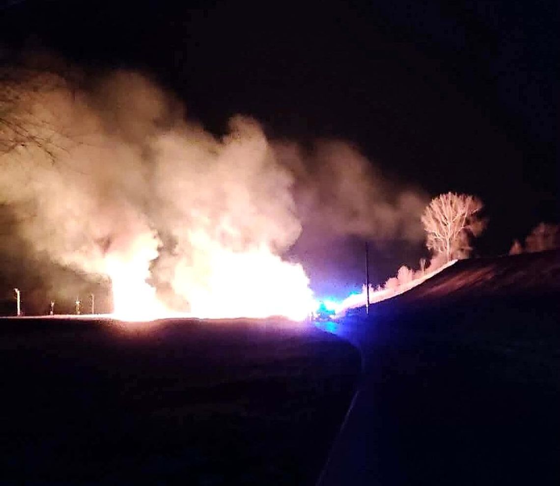 Kacice, gmina Słomniki, powiat krakowski, wypalanie traw, pożar traw, pożar nieużytków