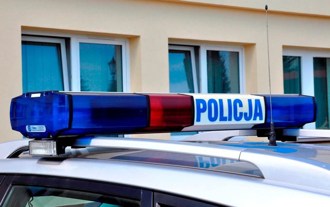 Finał sprawy w Kąclowej. Policja ujawnia prawdę o rzekomej próbie porwania nastolatki Kąclowa, powiat nowosądecki, Sądecczyzna, Nowy Sącz, Policja, na sygnale, próba porwania, nieporozumienie