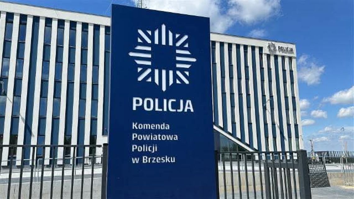 Funkcjonariusz z Brzeska sprawcą kolizji. Był pod wpływem alkoholu i THC Kraków, policjant, alkohol, narkotyki, policjant pod wpływem alkoholu i narkotyków, policjant spowodował kolizję