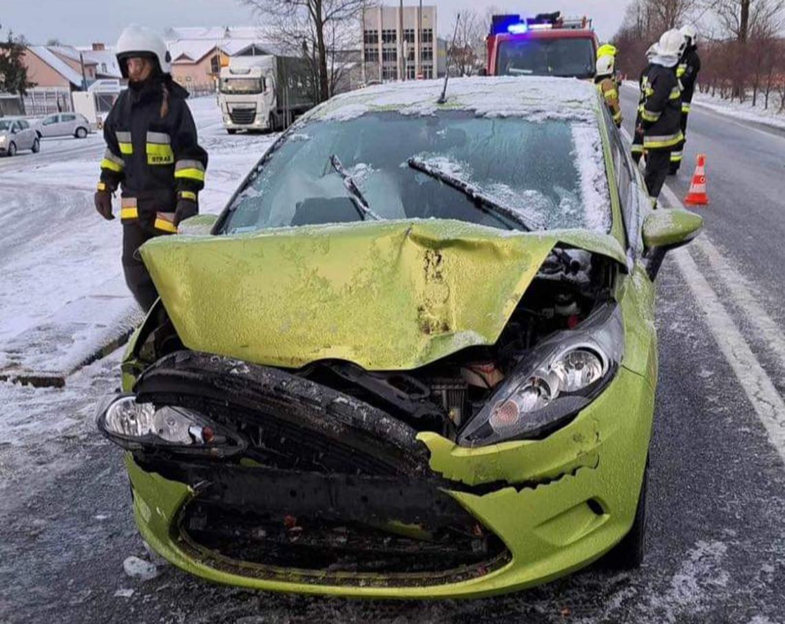 Na zdjęciu jeden z pojazdów biorący udział w wypadku na DK94 w Gotkowicach