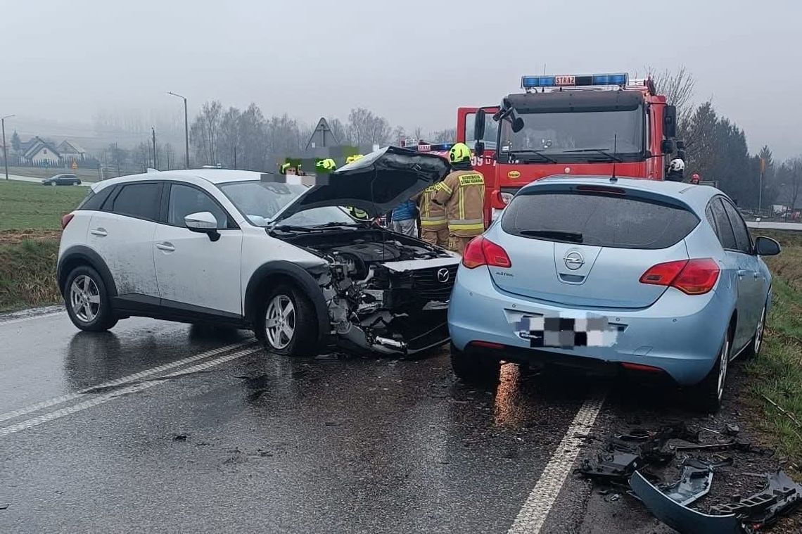 wypadek, powiat wadowicki, trudne warunki na drogach, Wieprz, Zygodowice, akcja służb, kolizja drogowa