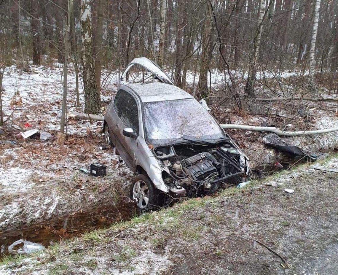 Groźny wypadek na granicy Nowych Żukowic i Smykowa (ZDJĘCIA)