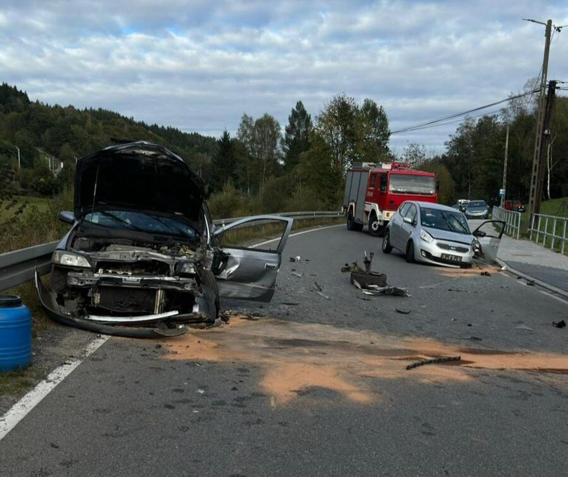 Groźny wypadek w Kamionce Wielkiej. Dwie osoby ranne