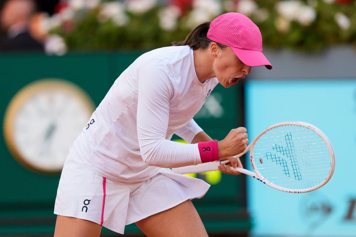 Na zdjęciu Iga Świątek, zwyciężczyni turnieju WTA 1000 w Madrycie