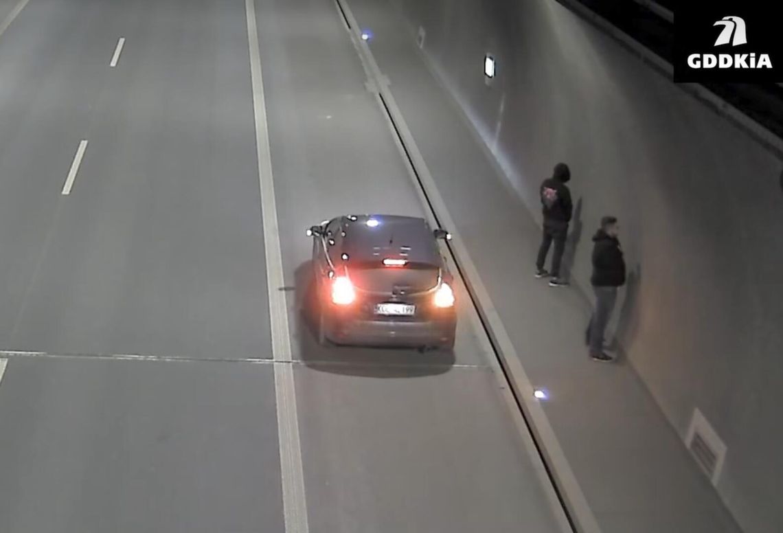 Zakopianka, tunel, ubikacja, kibel, tunel na Zakopiance, policja, wideo, nagranie