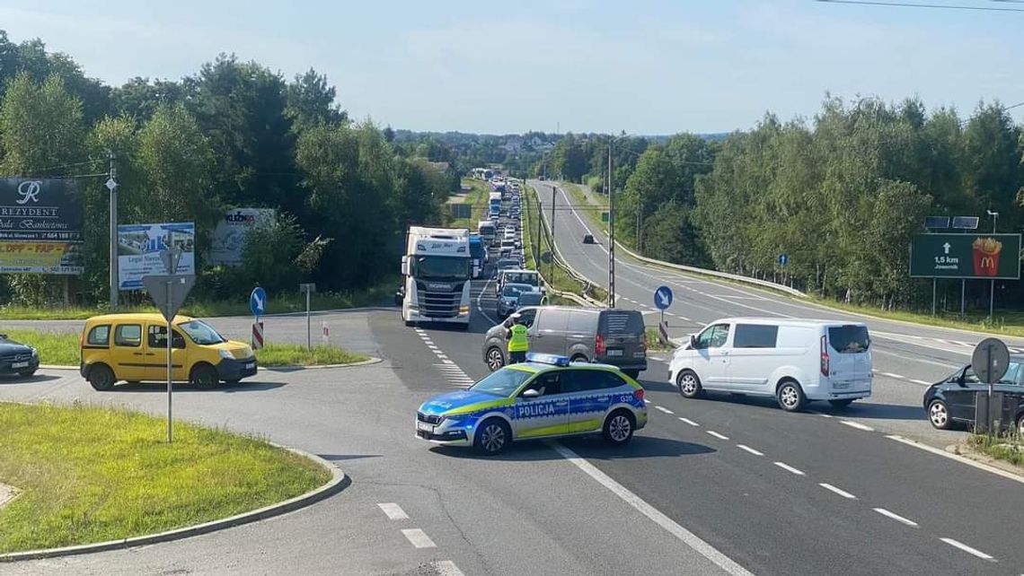 Na zdjęciu blokada na Zakopiance w miejscowości Jawornik