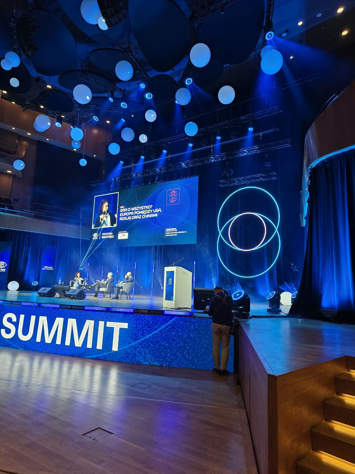 Kraków otwiera oczy na przyszłość: 10 edycja Open Eyes Economy Summit Open Eyes Economy Summit