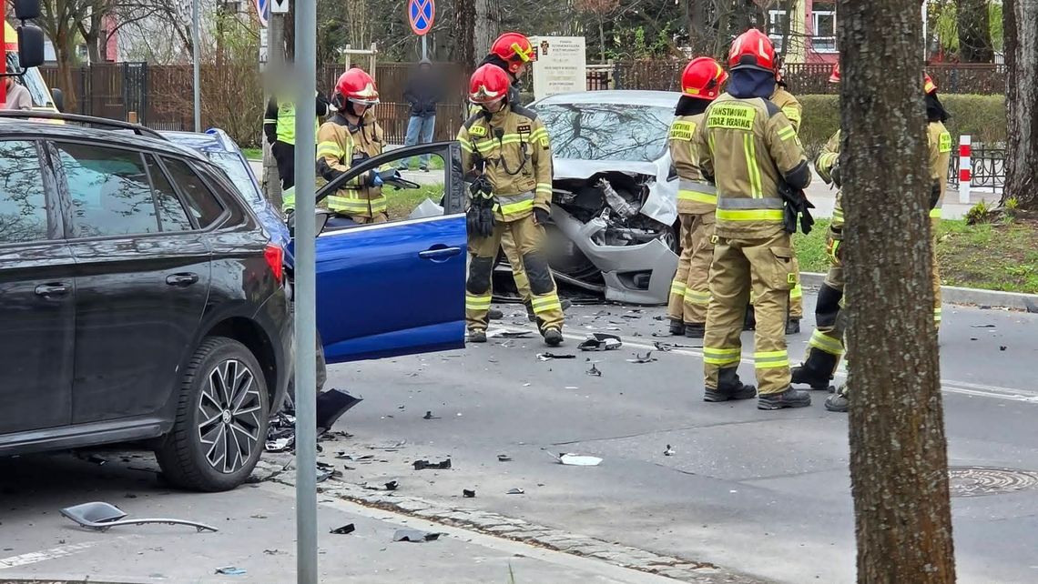 Krowodrza, Kraków, wypadek w Krakowie, karambol w Krakowie, pijany kierowca, Małopolska alarmowo, akcja ratunkowa, akcja ratownicza