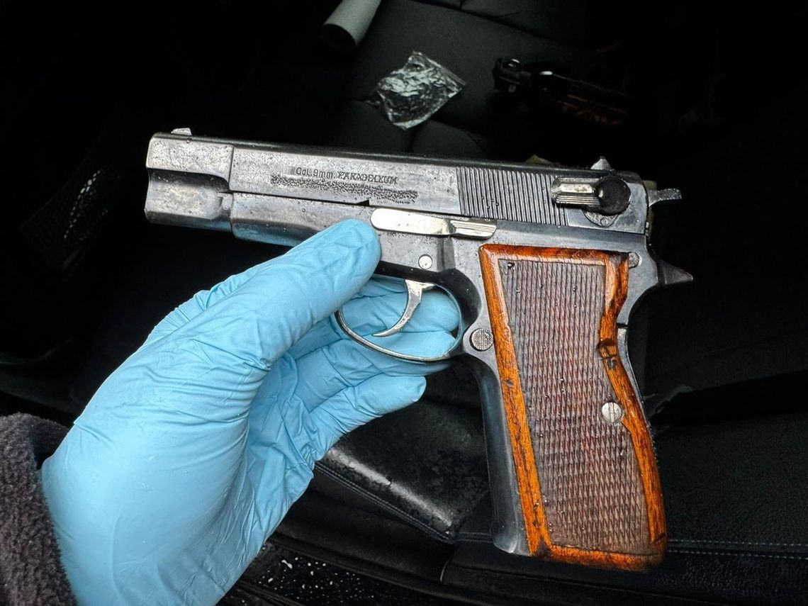 Zatrzymana przez policję broń.
