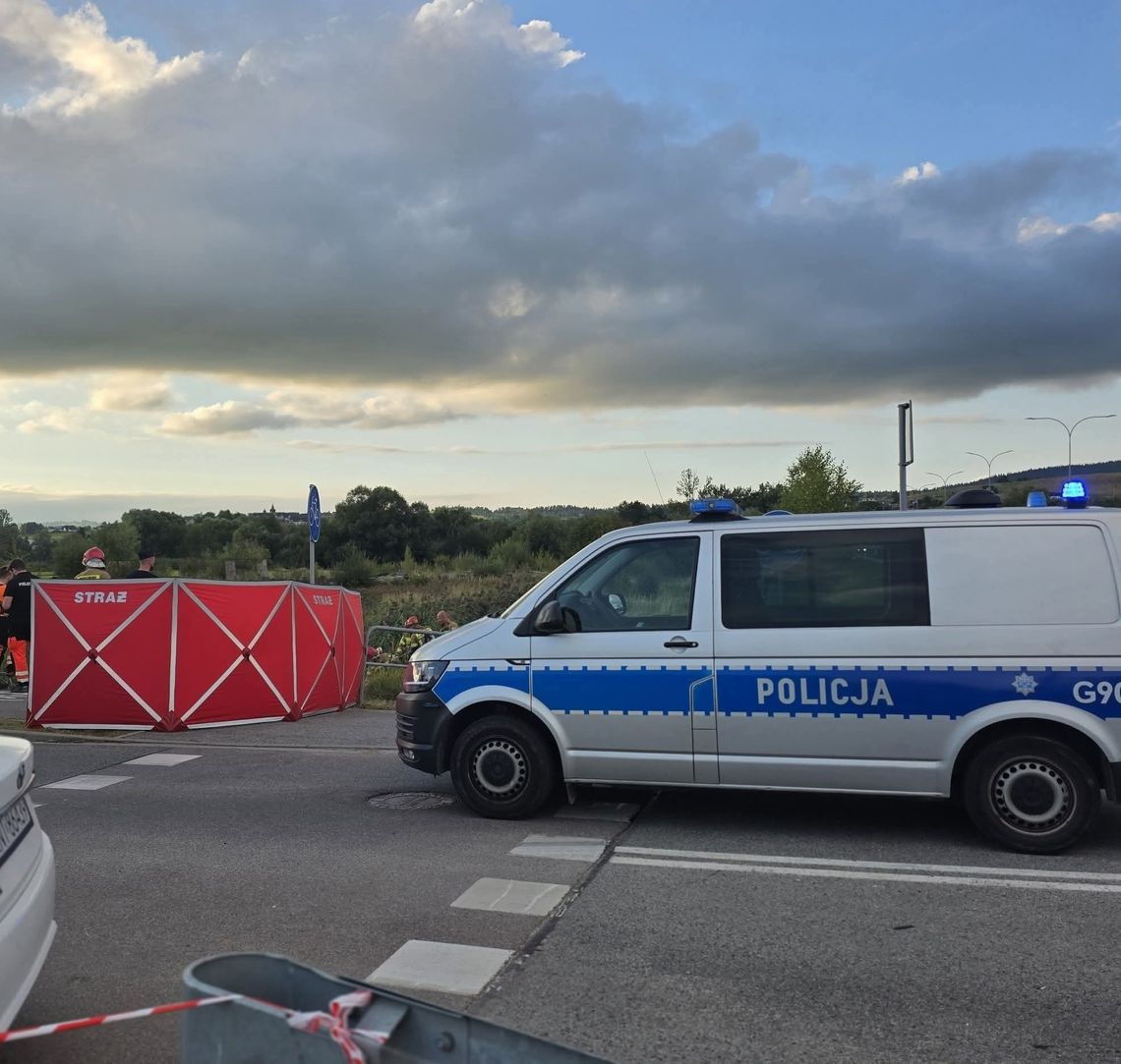 Nowy Targ, makabryczne odkrycie w Nowym Targu, ciało rowerzysty w rowie melioracyjnym, ciało rowerzysty przy Zakopiance, ciało mężczyzny, policja
