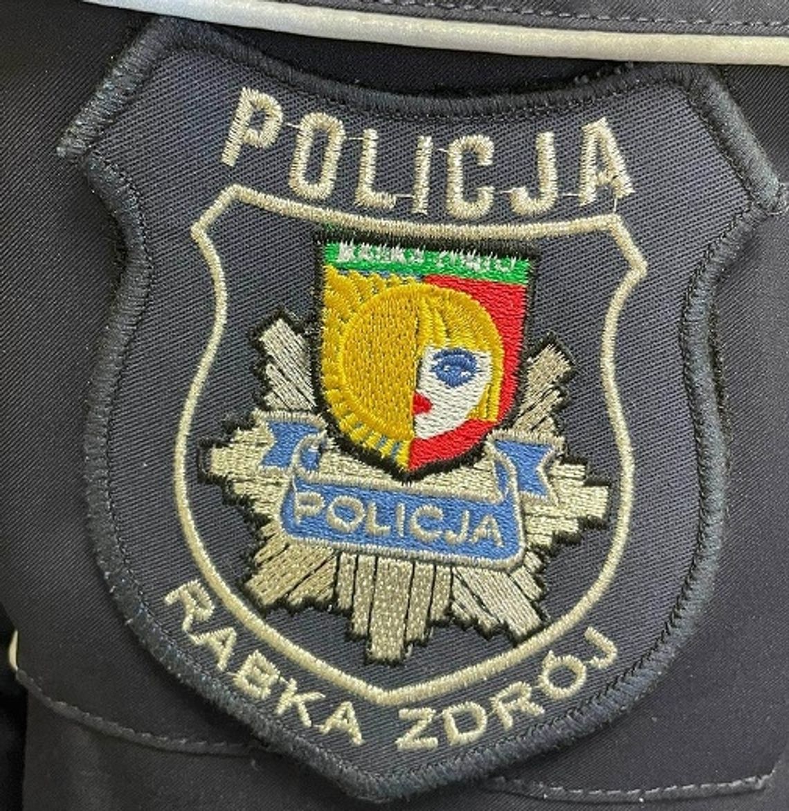 Na zdjęciu umundurowanie funkcjonariusza Komisariatu Policji w Rabce-Zdroju