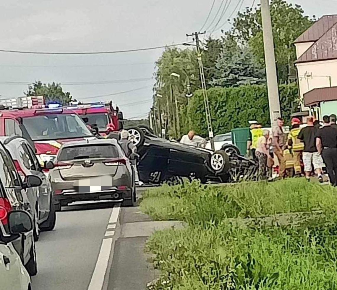 Nowe Brzesko. Cztery osoby ranne w wypadku na DK79