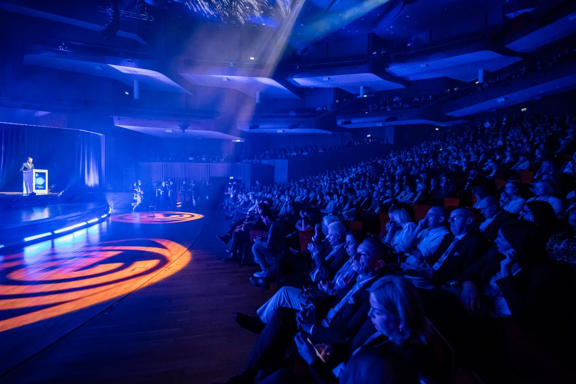 OEES 2025 zapowiada gorące starcie tematów: od Trumpizmu 2.0, mieszkalnictwa i rozmowy o wartościach, po zdrowie psychiczne i kosmos OEES 2025 zapowiada gorące starcie tematów: od Trumpizmu 2.0, mieszkalnictwa i rozmowy o wartościach, po zdrowie psychiczne i kosmos