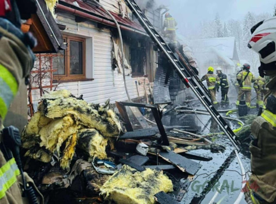 Skrzypne, gmina Szaflary, powiat nowotarski, akcja gaśnicza, nocny pożar, budynek gospodarczy, budynek mieszkalny