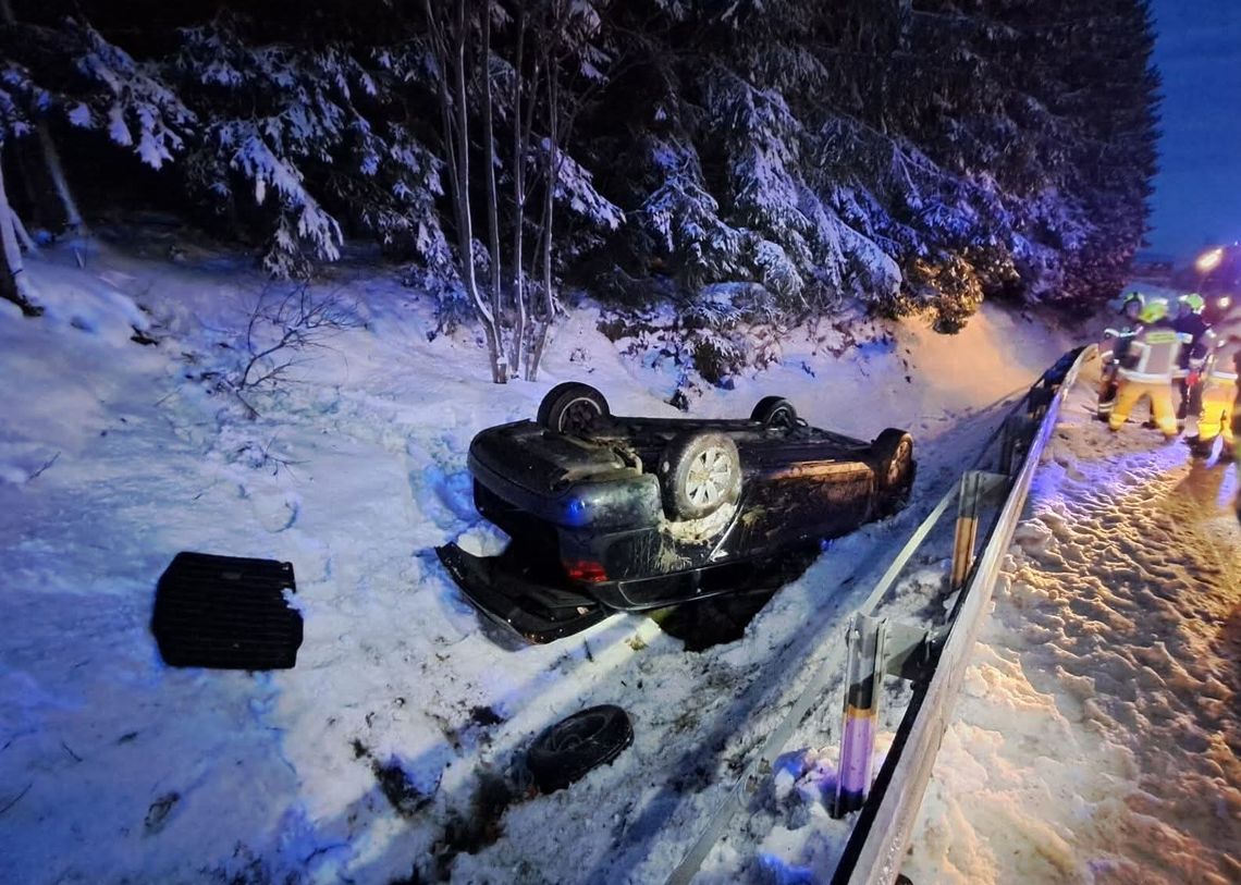 Osielec, na sygnale, wypadek drogowy, akcja ratunkowa, akcja ratownicza, wypadek drogowy, akcja ratownicza