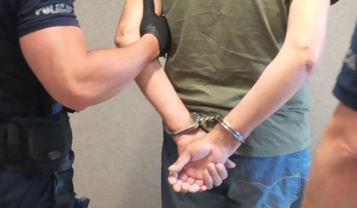 Jeden z zatrzymanych przez policję.