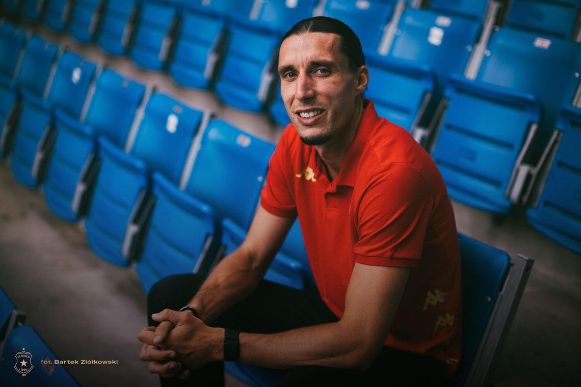 Pierwszy transfer Białej Gwiazdy! Maxence Maisonneuve nowym piłkarzem Wisły Kraków Maxence Maisonneuve został w piątek nowym piłkarzem Wisły Kraków