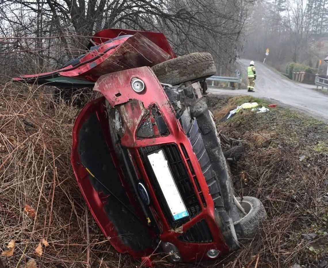 Skrzydlna, powiat limanowski, limanowska policja, 19 latek w areszcie, pijany 19-latek spowodował wypadek w skrzydlnej, na sygnale