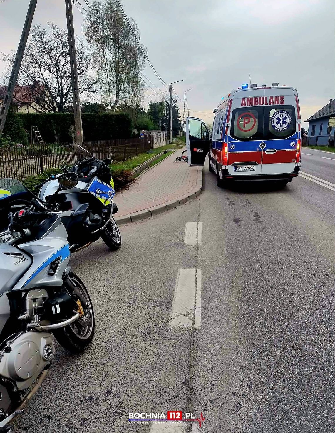 Pijany rekordzista w Łapczycy: Miał 4 promile i jechał rowerem przy DK94 Łapczyca, powiat bocheński, wypadek drogowy, pijany rowerzysta, rowerzysta z czterema promilami, cztery promile