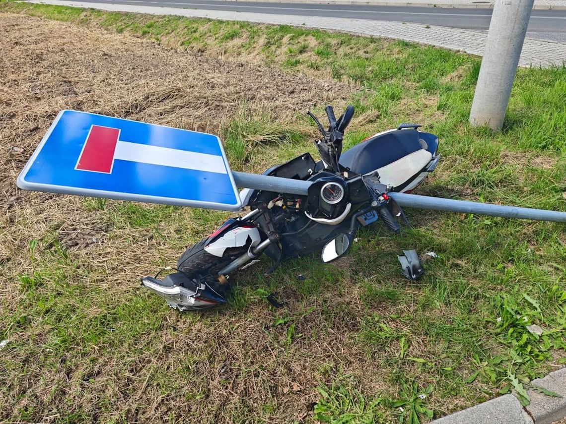 wypadek Zator, pijany kierowca Zator, skuter Zator, nietrzeźwy skuterzysta, wypadek skuter, 2 promile alkoholu, wypadek drogowy Zator, pijany za kierownicą, kolizja Zator, Zator Diamentowa Bugajska, policja Zator, m jak Małopolska