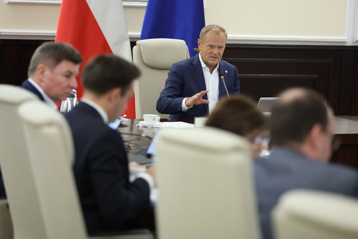 deficyt budżetowy, budżet Polski, finanse publiczne, rząd Donalda Tuska, kryzys gospodarczy Polska, polska gospodarka, Ministerstwo Finansów