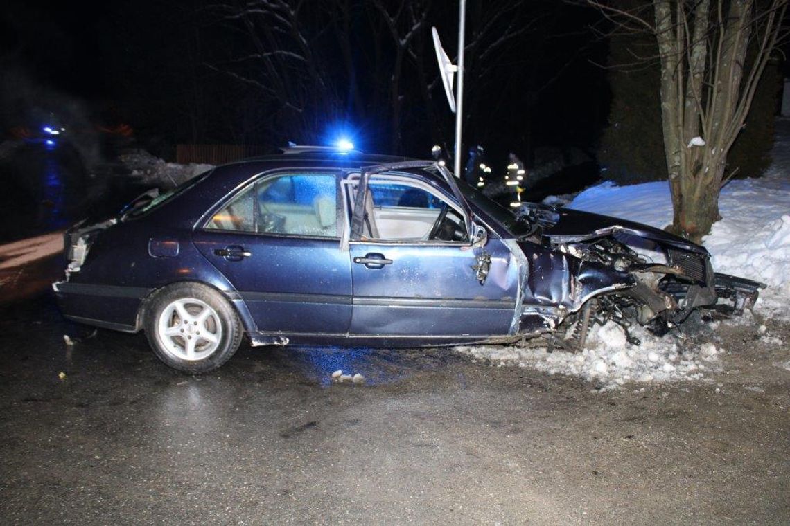 Policja podaje okoliczności tragicznego wypadku w Łosiach (ZDJĘCIA)