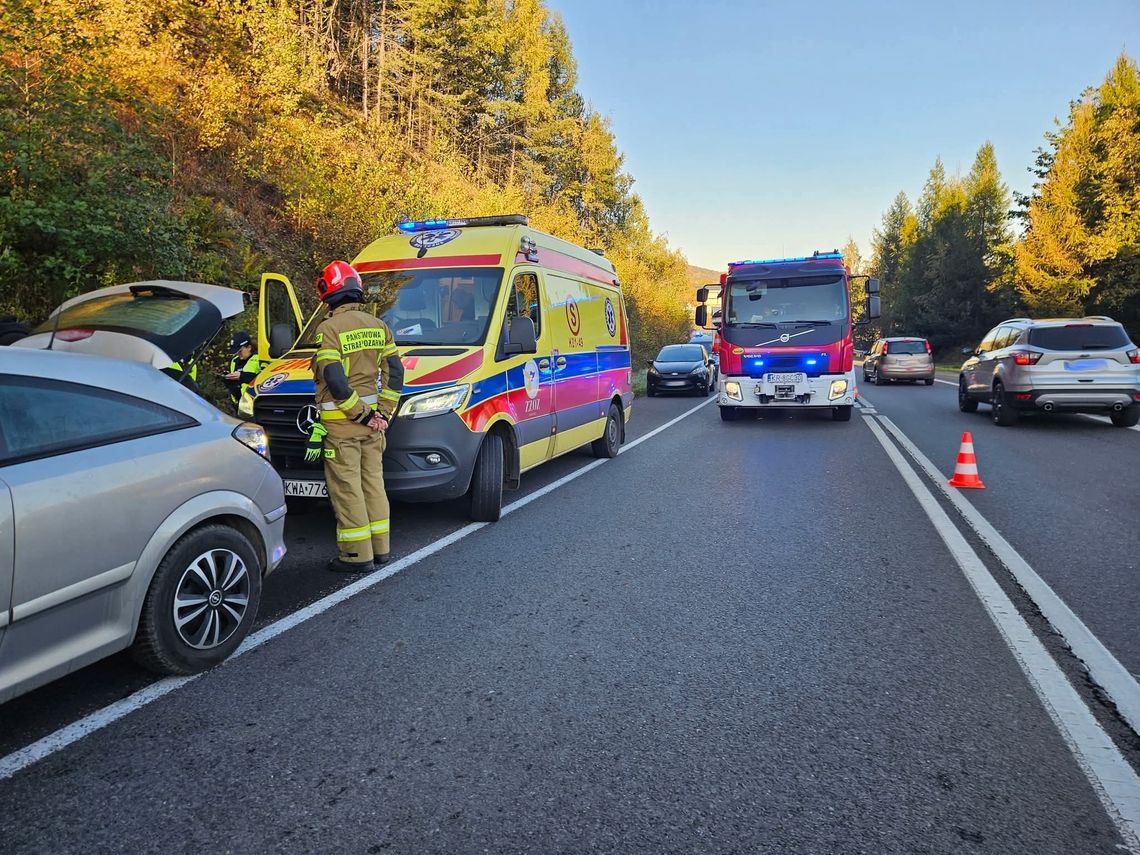 DK28, Jaszczurowa, na sygnale, wypadek drogowy, akcja ratownicza, akcja ratunkowa, wypadek drogowy, rowerzysta
