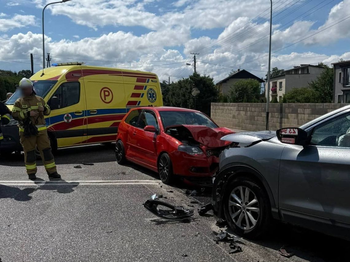 wypadek Borek Szlachecki, DK44 wypadek, wypadek Skawina, czołowe zderzenie, wypadek 6 rannych, LPR Borek Szlachecki, wypadek dziecko, Droga Krajowa 44, wypadek małopolska, wypadek niedziela, policja Borek Szlachecki, ratownictwo medyczne, utrudnienia w ruchu