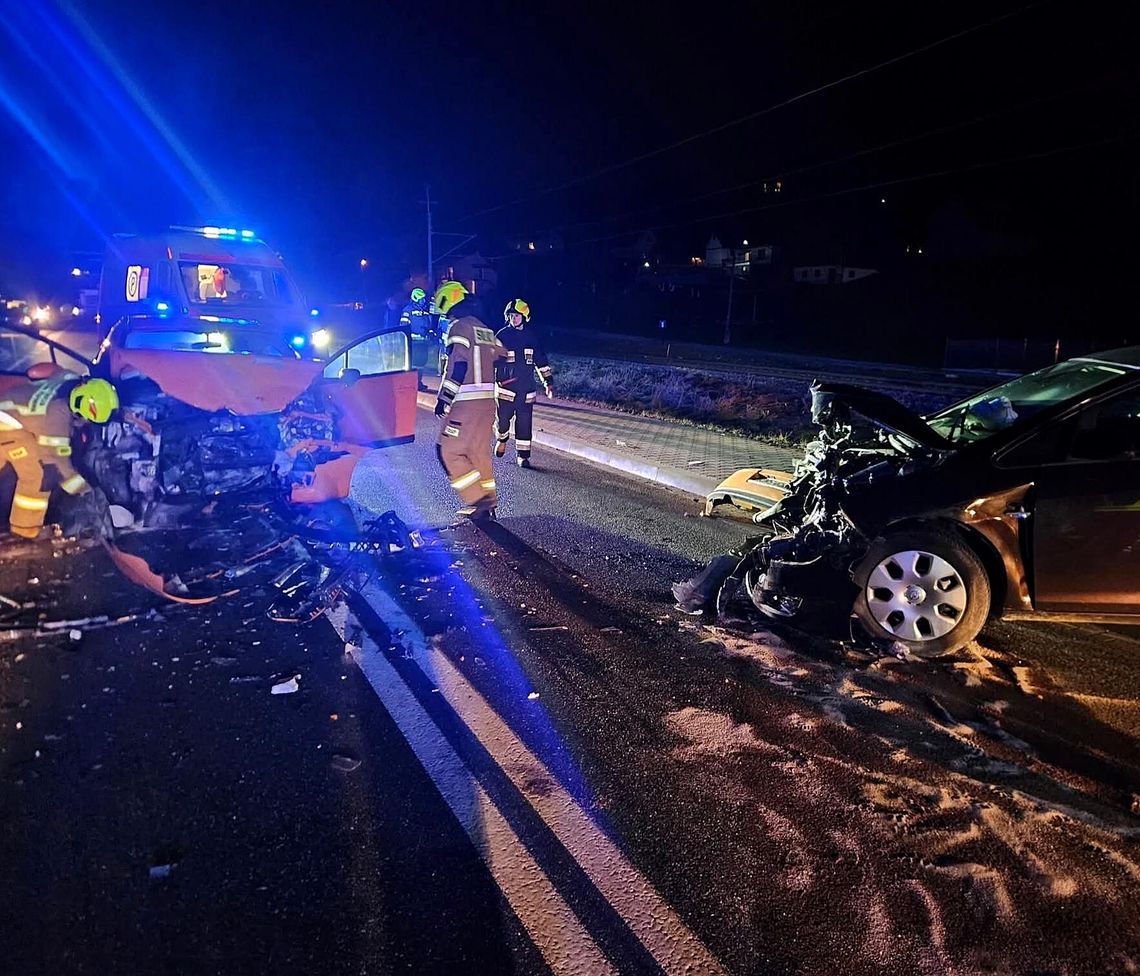 Barcice, wypadek w barcicach, wypadek w powiecie nowosądeckim, trzy osoby ranne wypadku na drodze krajowej, sądecczyzna