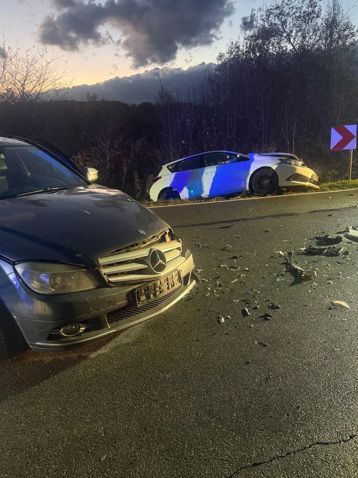 Rzepiennik Suchy, powiat tarnowski, powiat gorlicki, akcja ratunkowa, akcja ratownicza, na sygnale, wypadek drogowy