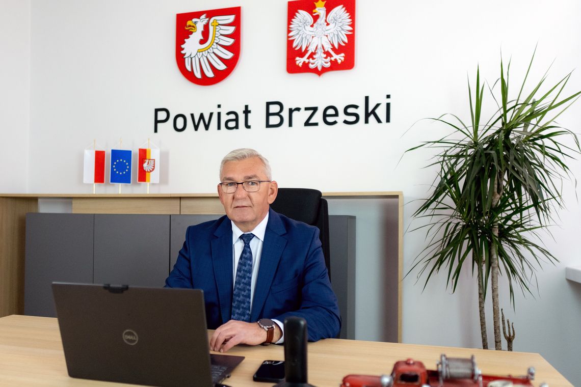 Na zdjęciu starosta brzeski Andrzej Potępa