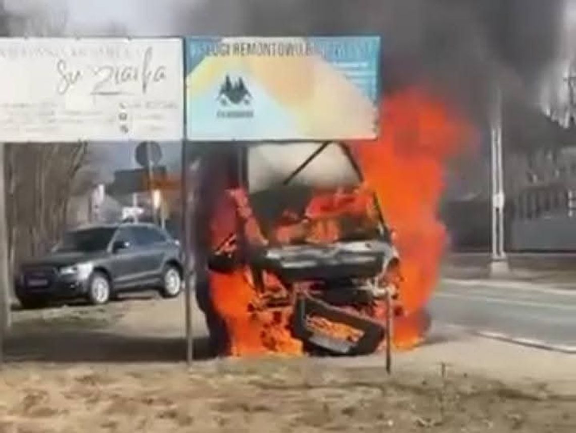 Małopolska alarmowa, Chabówka, pożar busa w Chabówce, pożar w gminie rabka-zdrój, pożar busa dostawczego, akcja gaśnicza w Chabówce