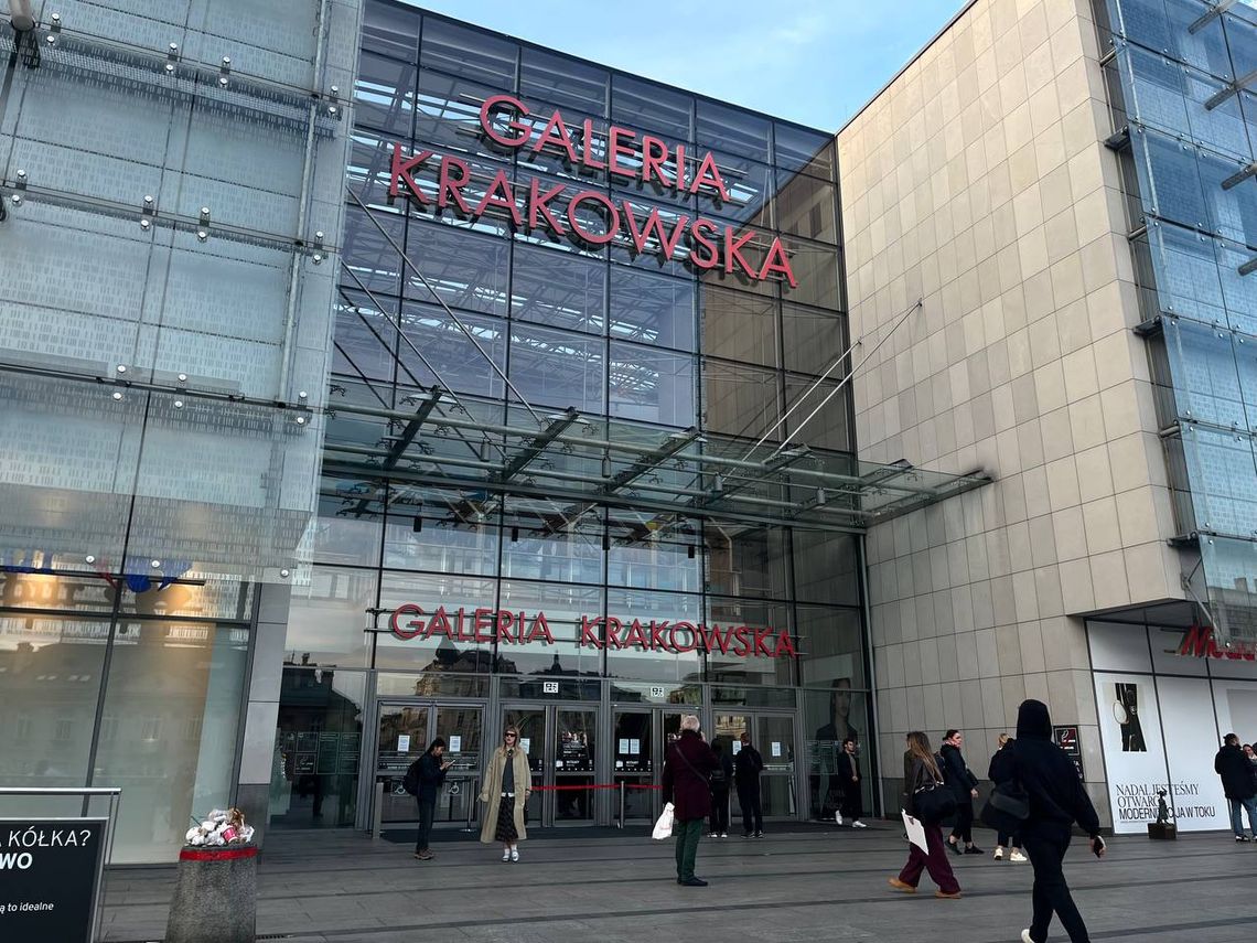 Pożar w Galerii Krakowskiej. Centrum handlowe zamknięte