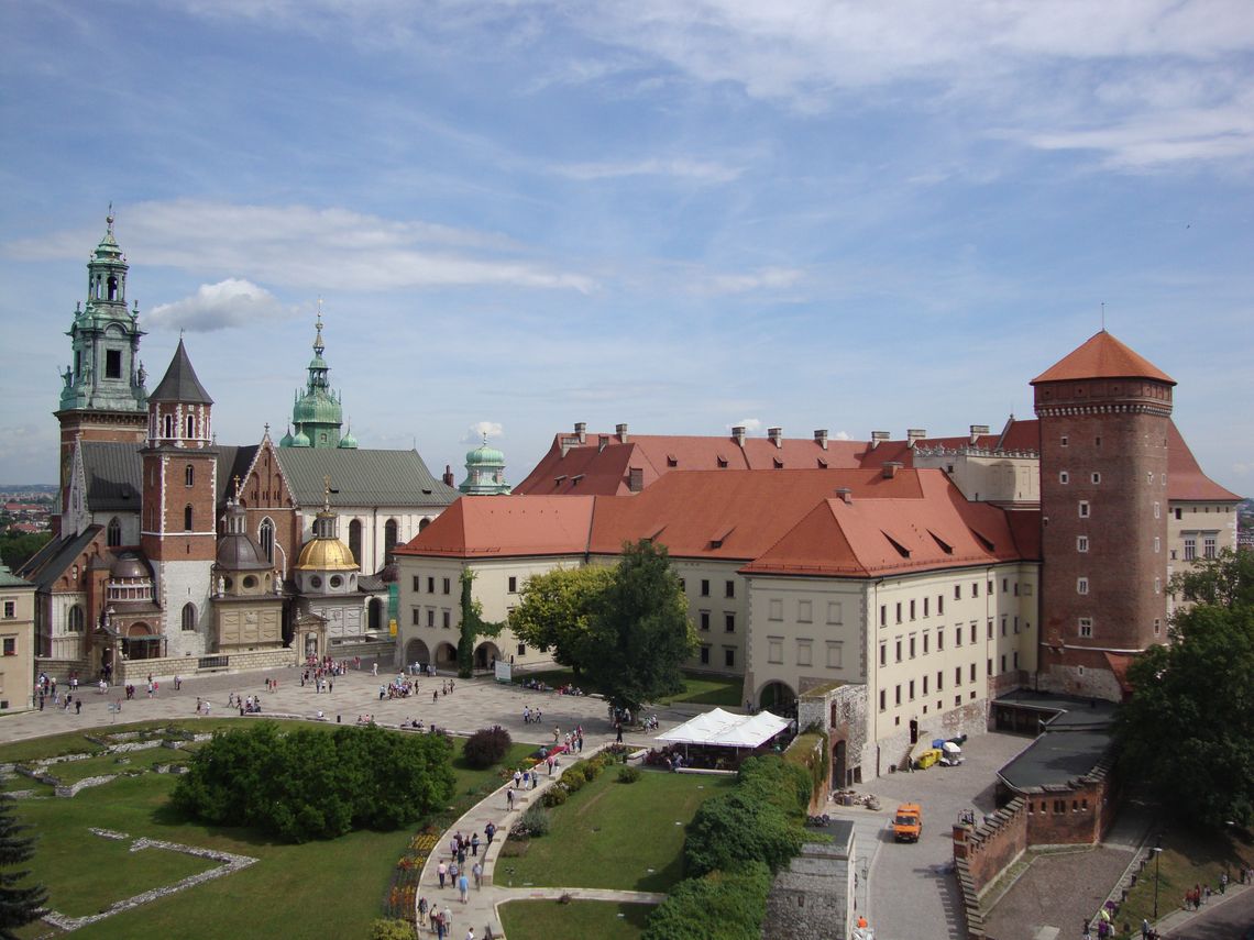Rejestracja samochodu z USA w Krakowie — siedem kroków od odprawy do tablic KR Rejestracja samochodu z USA w Krakowie — siedem kroków od odprawy do tablic KR