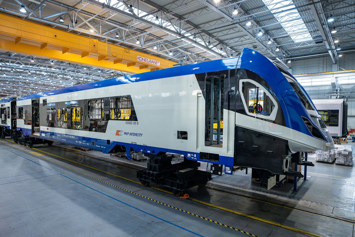 NEWAG, powiat nowosądecki, Sądecczyzna, Nowy Sącz, produkcja pociągów hybrydowych, pociąg hybrydowy, PKP Intercity