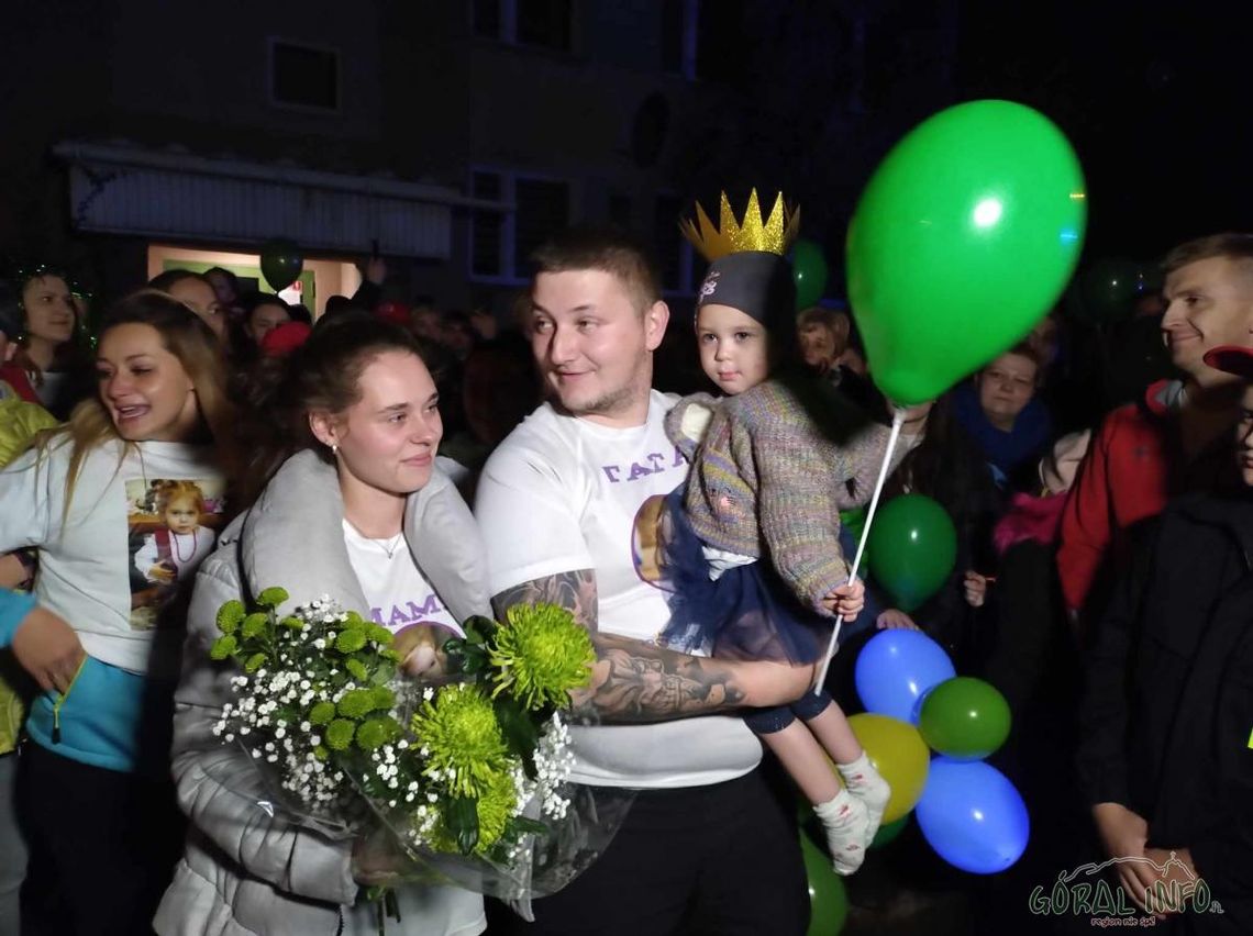 Szczęśliwi rodzice Kamilki Gil po zebraniu 10 milionów złotych