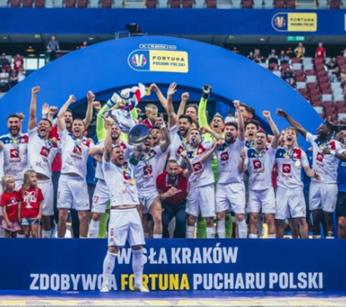 Rok od pucharu. Wisła walczy o awans